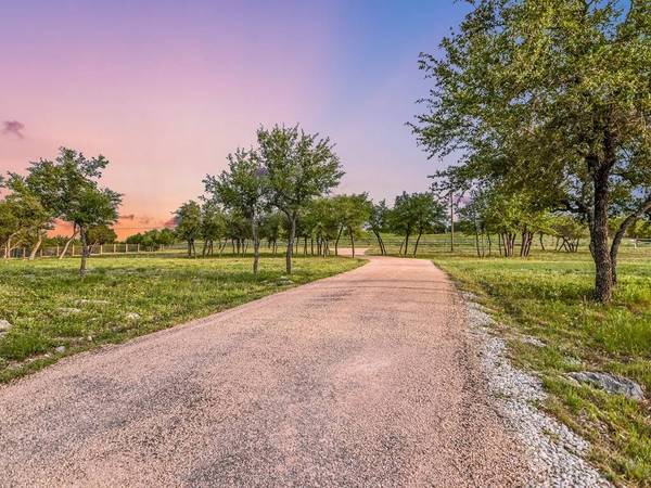 22940 Pedernales Canyon TRL, Spicewood, TX 78669