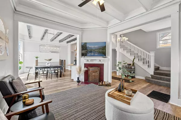 159 Western AVE S, Saint Paul, MN 55102