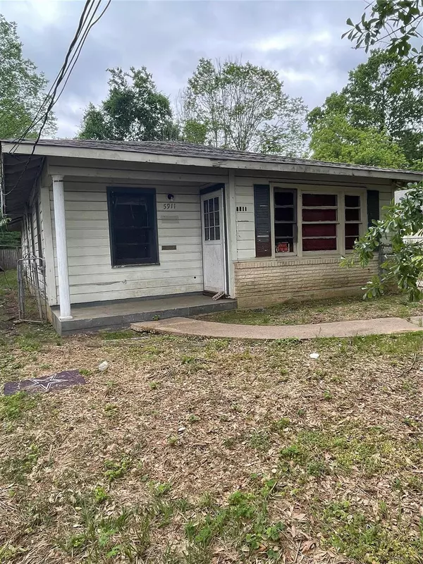 5911 Lexington Avenue, Shreveport, LA 71106