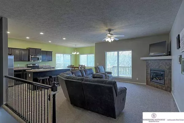 7921 S 190 Avenue, Omaha, NE 68136