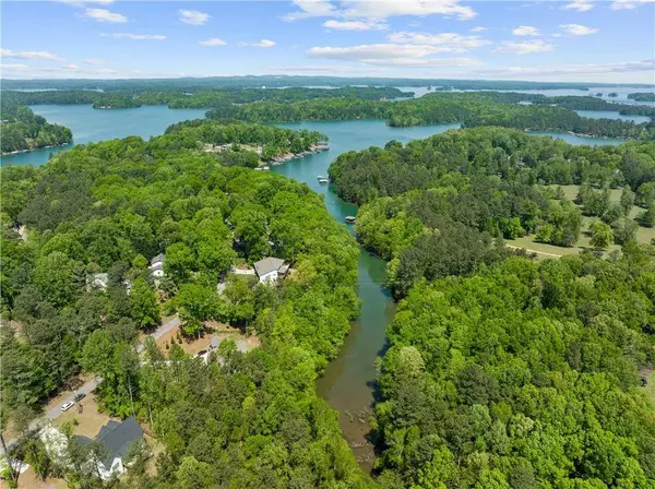 5971 Lanier Heights CIR, Buford, GA 30518