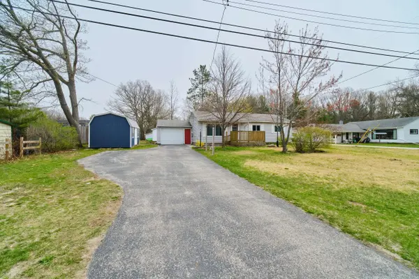 2547 U.S. 31, Manistee, MI 49660