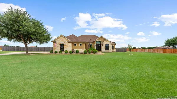 15910 WHITE CAP DR, Lytle, TX 78052-4564