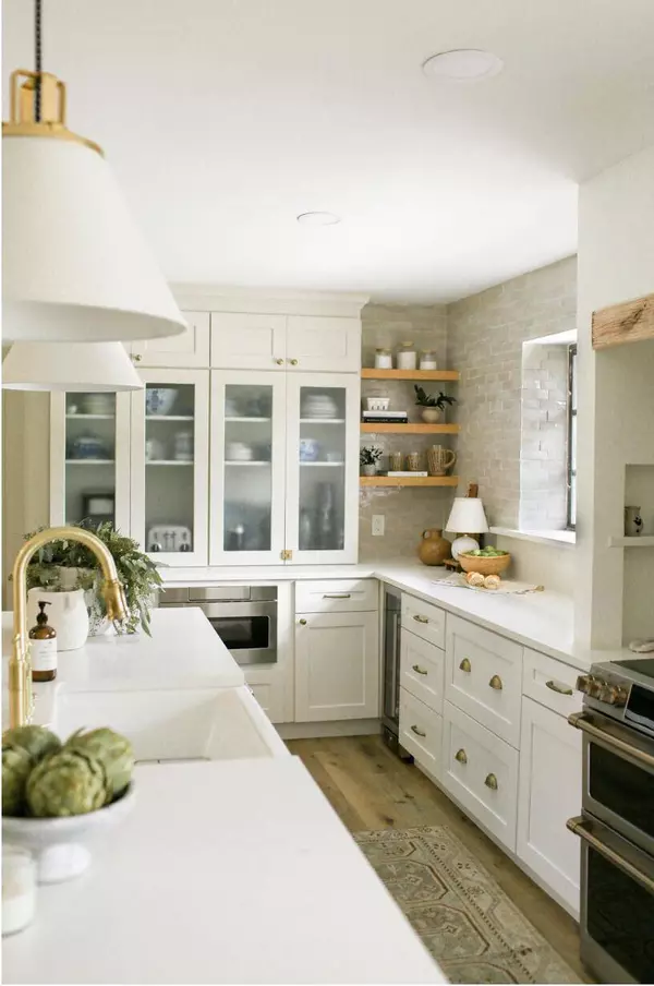 6650 Imperial Woods RD, Jupiter, FL 33458