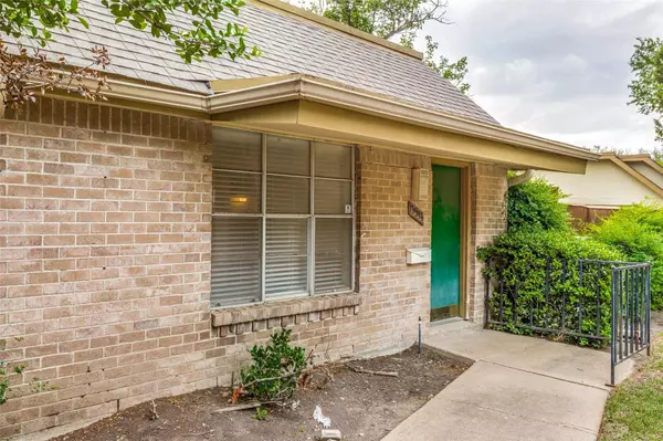 13933 Brookgreen Drive, Dallas, TX 75240