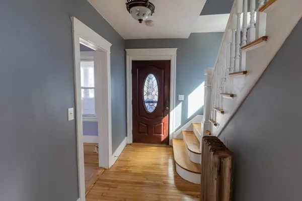 54 Wilkinson Street, Worcester, MA 01606