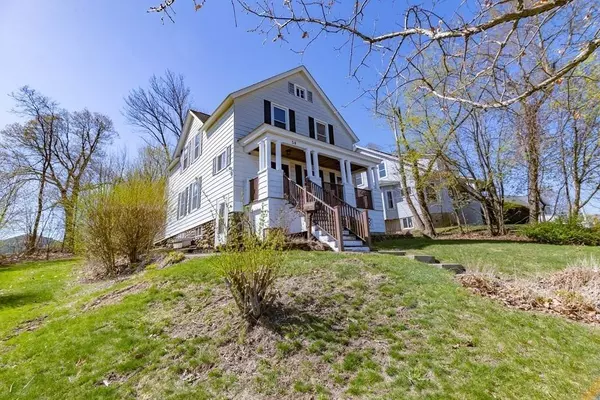 54 Wilkinson Street, Worcester, MA 01606