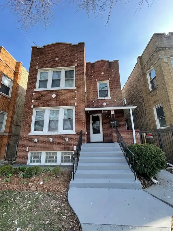 5053 W Deming Place, Chicago, IL 60639