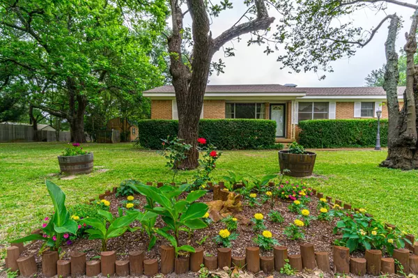 13017 Fm 16 W, Lindale, TX 75771