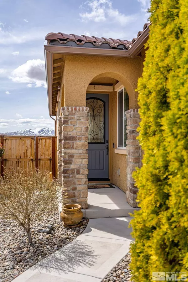 5467 Specklestone Ct, Sparks, NV 89436-4070