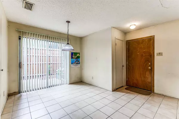 13933 Brookgreen Drive, Dallas, TX 75240