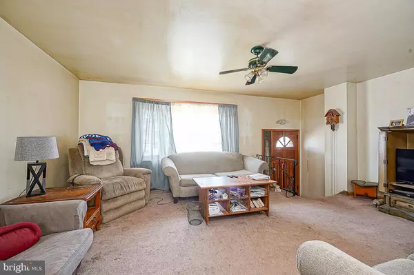 12645 MEDFORD RD, Philadelphia, PA 19154