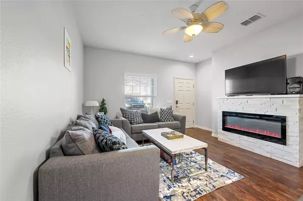 8902 SHINE DR, Kissimmee, FL 34747