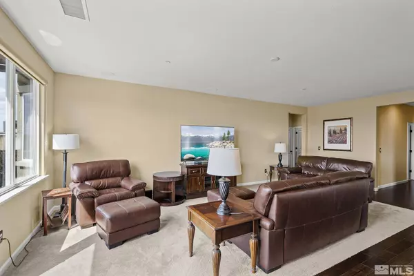 5467 Specklestone Ct, Sparks, NV 89436-4070