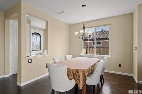 5467 Specklestone Ct, Sparks, NV 89436-4070