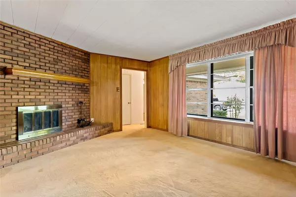 3222 Pecan Lane, Garland, TX 75041