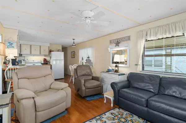 12120 BONANZA DR, Hudson, FL 34667