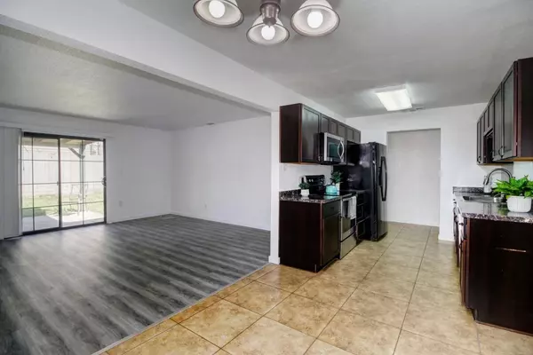 6406 Camelot, Rio Linda, CA 95673