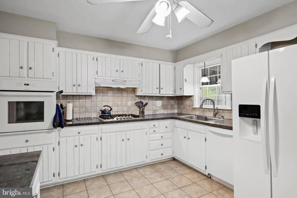 20 WAGON BRIDGE RUN, Moorestown, NJ 08057