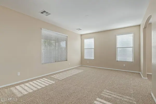 2279 W MILA Way, San Tan Valley, AZ 85142