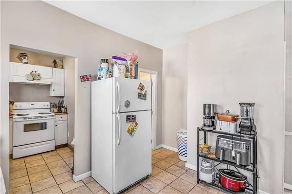 192 Central Avenue, Pawtucket, RI 02860