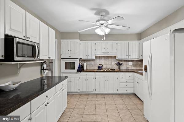 20 WAGON BRIDGE RUN, Moorestown, NJ 08057