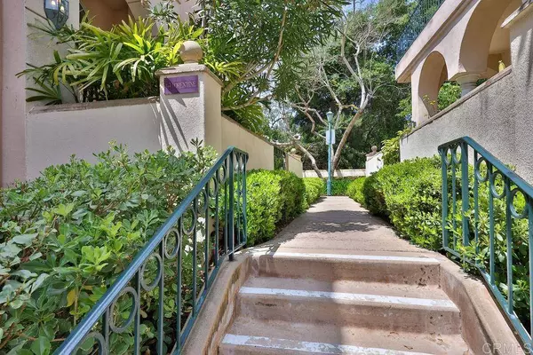 5127 B Renaissance AVE, San Diego, CA 92122