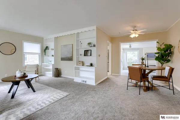 2210 Woodscrest Avenue, Lincoln, NE 68502