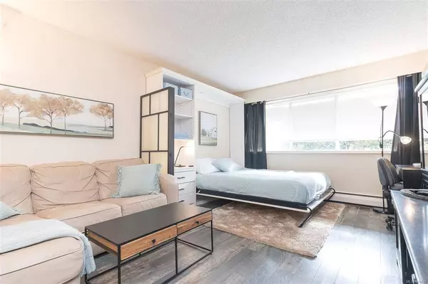 777 Cook St #108, Victoria, BC V8V 3Y9