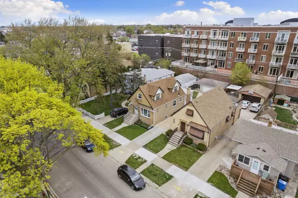 3631 N Oconto Avenue, Chicago, IL 60634