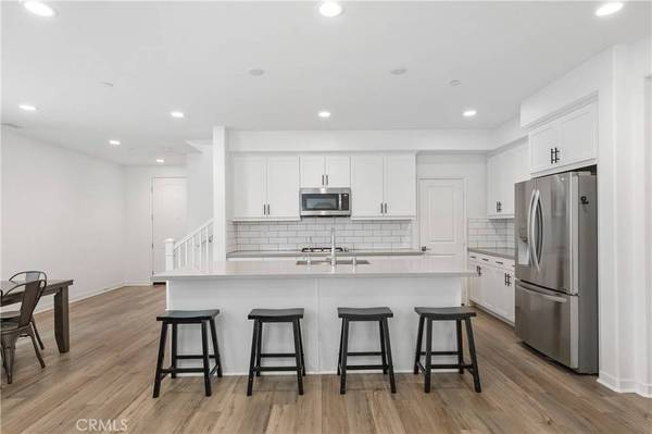 45049 Via Vela, Temecula, CA 92592