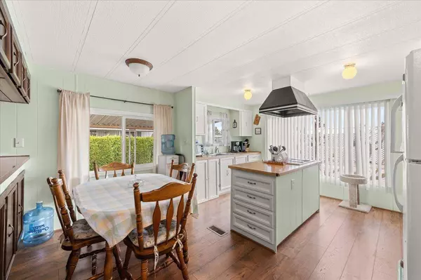 1207 E LYONS Ave, Spokane, WA 99208