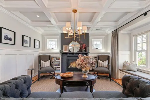 545 36th ST, Sacramento, CA 95816