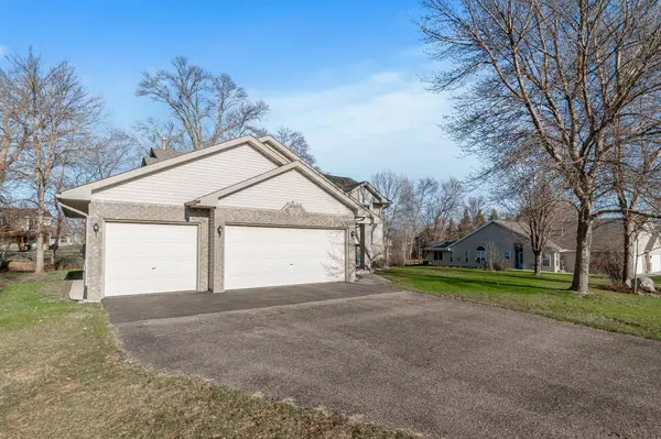 12335 Walnut DR, Rogers, MN 55374