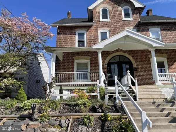 48 E FAIRVIEW AVE, Sellersville, PA 18960