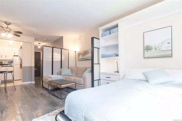 777 Cook St #108, Victoria, BC V8V 3Y9