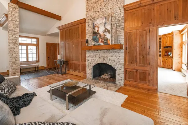 1644 N Russell Road, Bloomington, IN 47408-9637