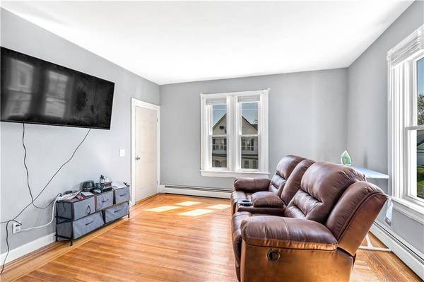 192 Central Avenue, Pawtucket, RI 02860