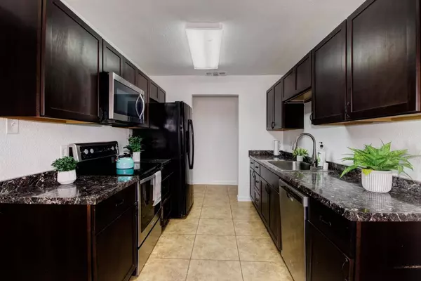 6406 Camelot, Rio Linda, CA 95673