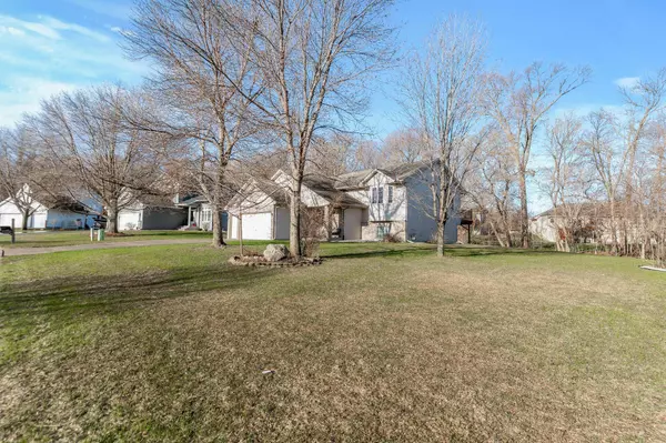 12335 Walnut DR, Rogers, MN 55374