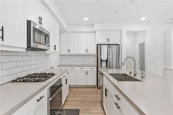 45049 Via Vela, Temecula, CA 92592