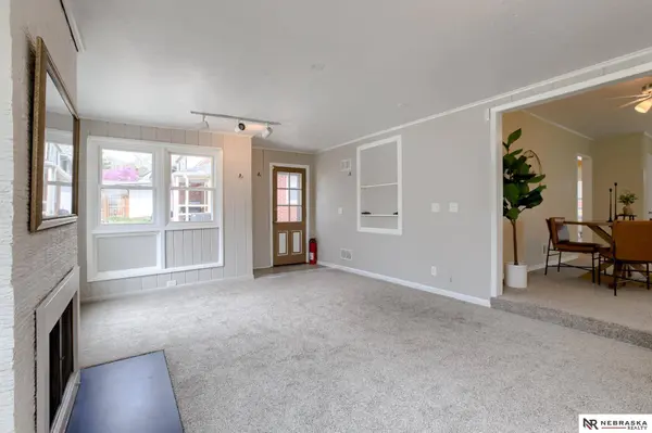 2210 Woodscrest Avenue, Lincoln, NE 68502