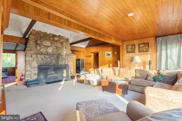 13352 FISHING VALLEY RD, Worton, MD 21678