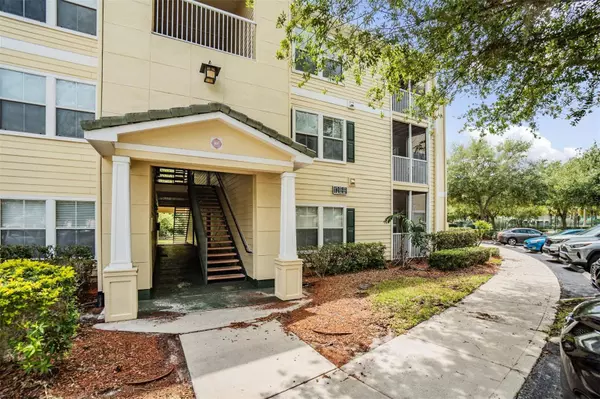 18131 BRIDLE CLUB DR #18131, Tampa, FL 33647