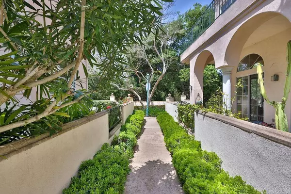 5127 B Renaissance AVE, San Diego, CA 92122