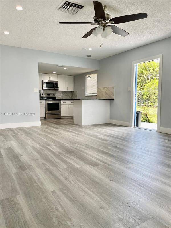 1109 NE 6th Ave, Fort Lauderdale, FL 33304