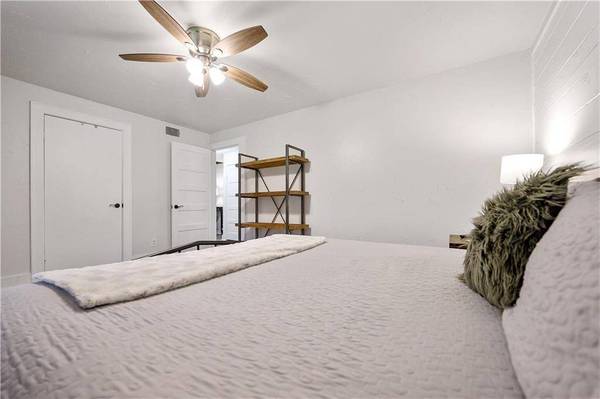 313 Post Oak Road, Broken Bow, OK 74728