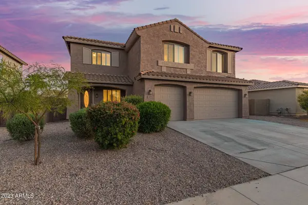 2279 W MILA Way, San Tan Valley, AZ 85142