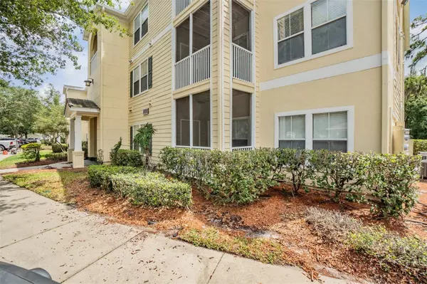 18131 BRIDLE CLUB DR #18131, Tampa, FL 33647