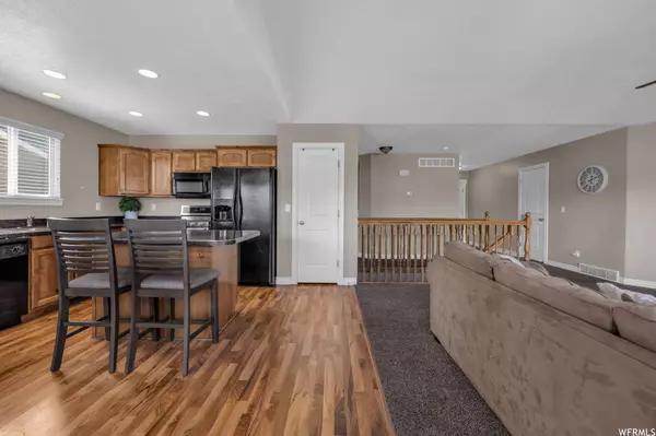 2240 PEBBLEBROOK RD, Pleasant View, UT 84404